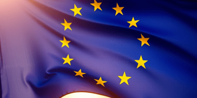 Immagine della bandiera europea a 30 anni dalla sua adozione come simbolo ufficiale dell'UE